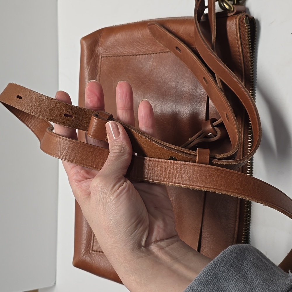 {Madewell} The Transport Leather Crossbody - Cognac Brown - Picture 11 of 15